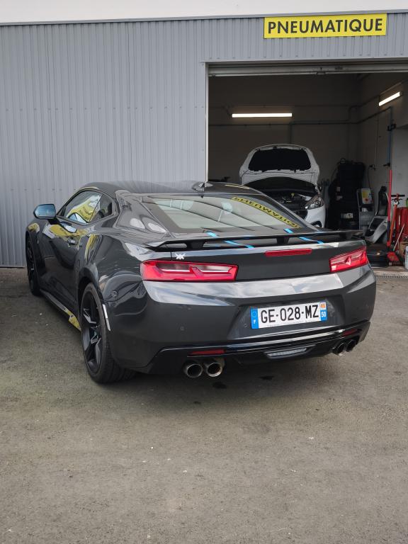 Chevrolet Camaro 6.2 V8 453 8AT